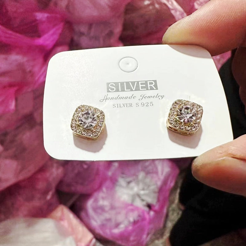 European And American Fashion Jewelry Necklaces Earrings And Rings