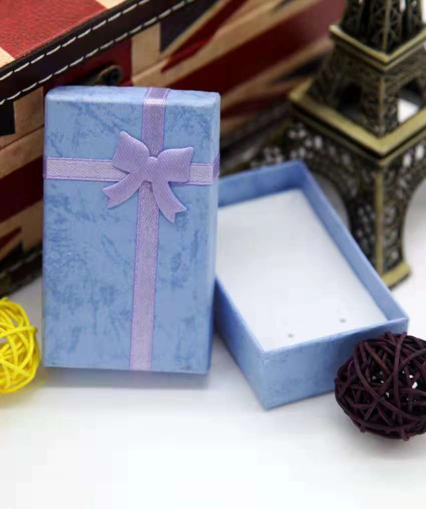 Necklaces Are Affordable Luxurious And Fashionable For Women